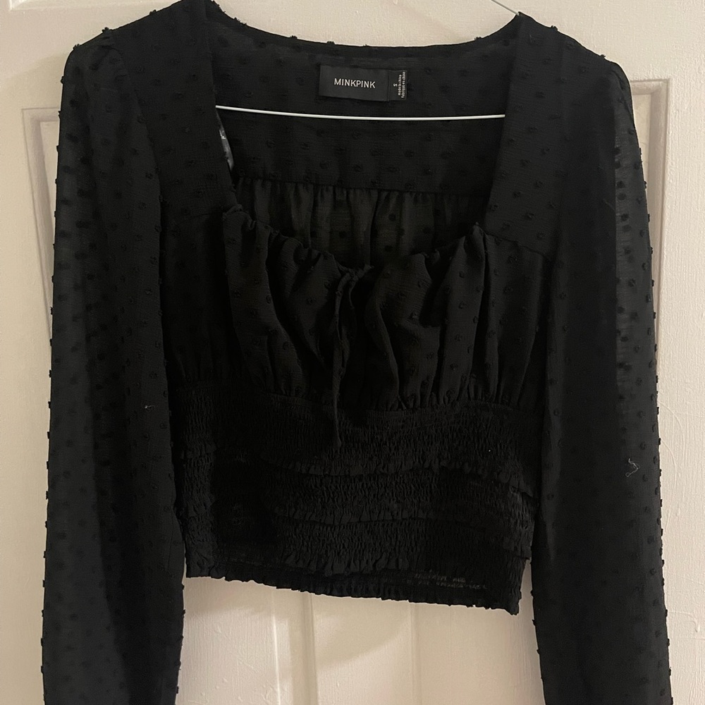 Mink pink size small black blouse
